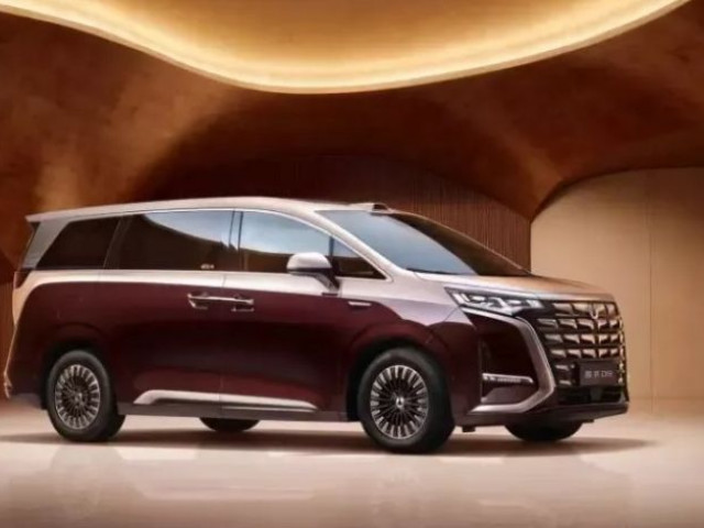 Denza D9 2026 trình làng: MPV điện đi được 800km/sạc, sạc nhanh từ 10 - 70% chỉ trong 5 phút
