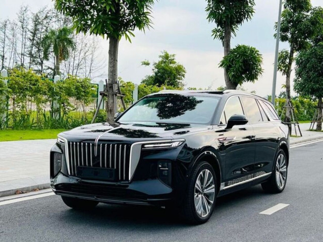 Top 5 ô tô Trung Quốc giá cao nhất Việt Nam